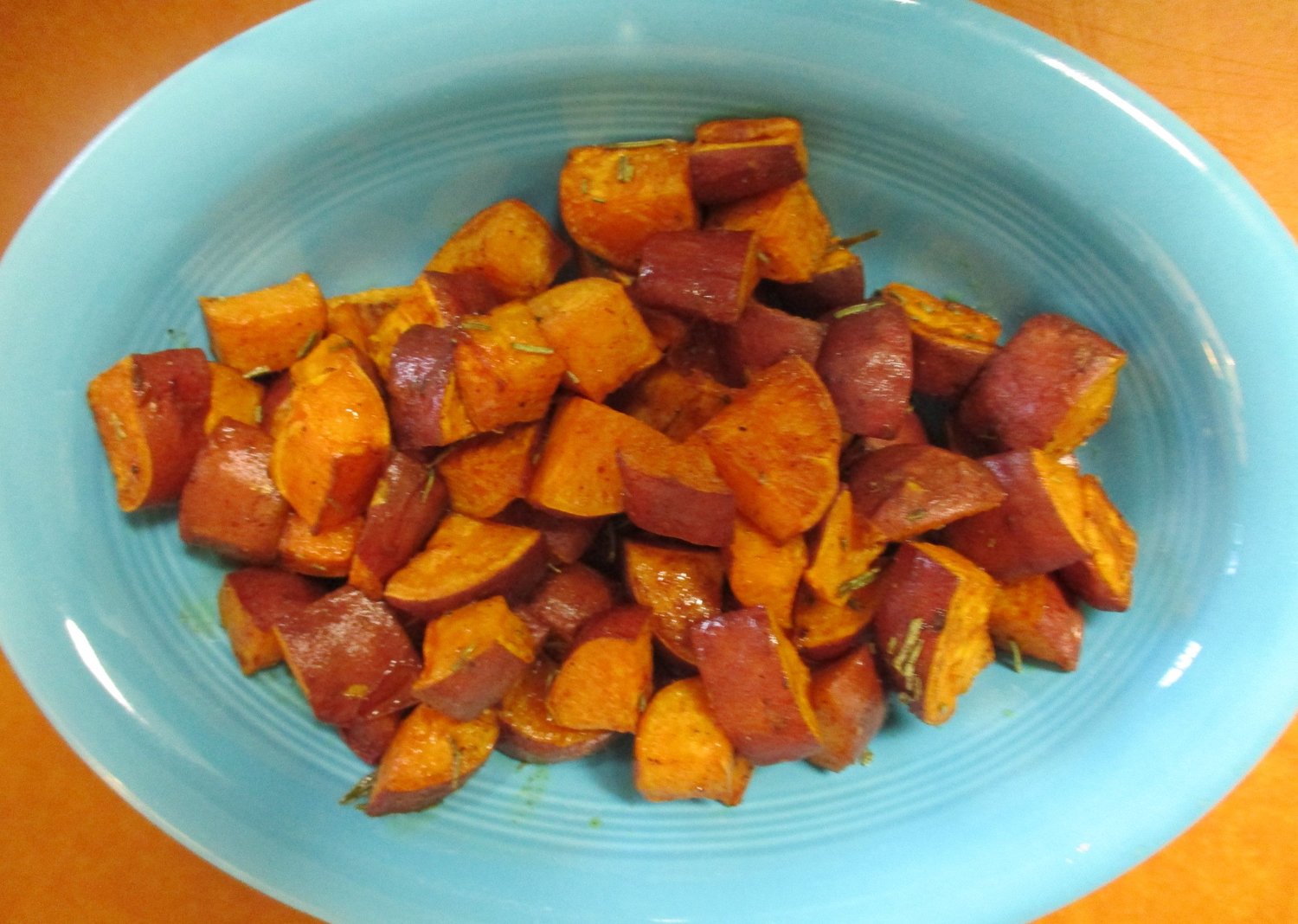 All the fall feels are evident in these roasted sweet potatoes.